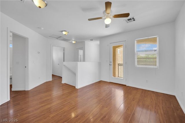 6889 Graceful Cloud Avenue, Henderson, NV 89011