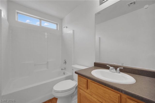 6889 Graceful Cloud Avenue, Henderson, NV 89011