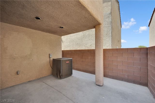 6889 Graceful Cloud Avenue, Henderson, NV 89011