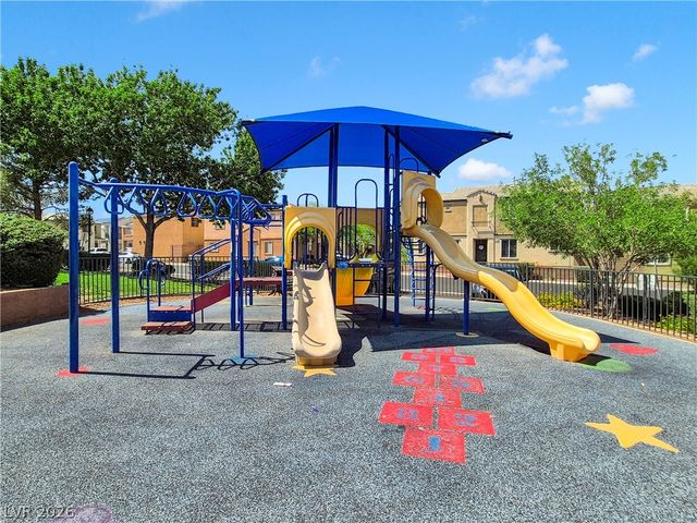 6889 Graceful Cloud Avenue, Henderson, NV 89011