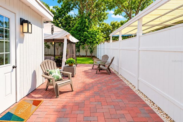 8514 93RD AVENUE, Seminole, FL 33777