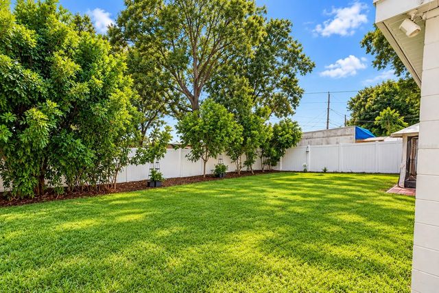 8514 93RD AVENUE, Seminole, FL 33777