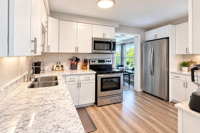 8514 93RD AVENUE, Seminole, FL 33777
