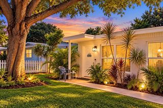 8514 93RD AVENUE, Seminole, FL 33777