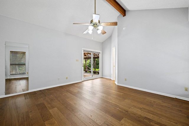 110 Blue Jay DR, Lakeway, TX 78734
