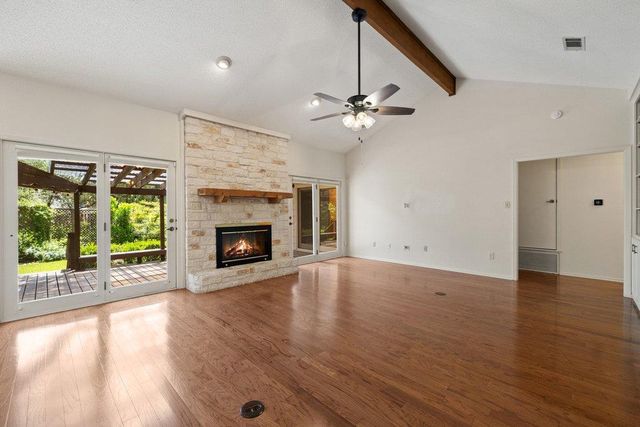 110 Blue Jay DR, Lakeway, TX 78734