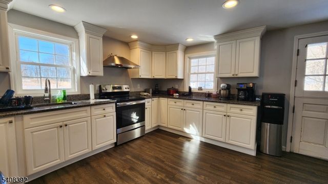 4 Henry St, Frankford Twp., NJ 07826