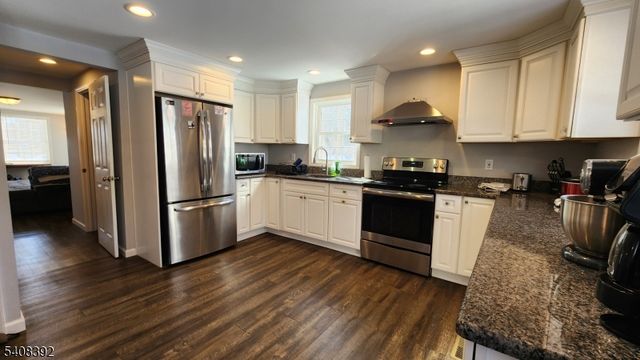 4 Henry St, Frankford Twp., NJ 07826