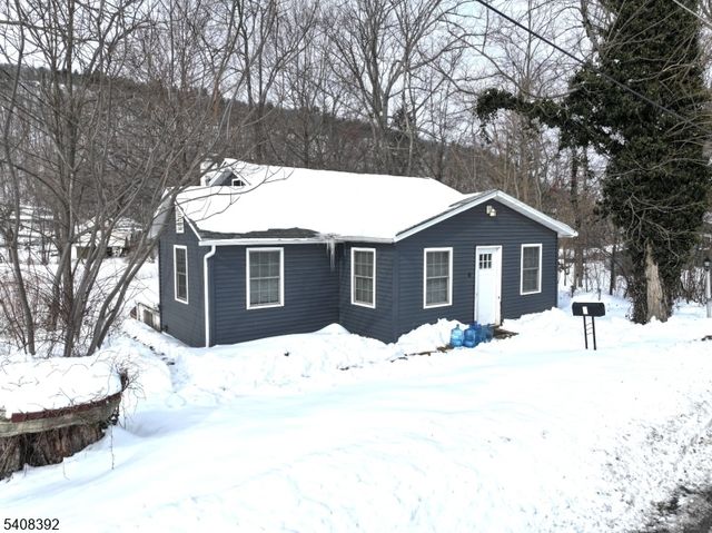 4 Henry St, Frankford Twp., NJ 07826