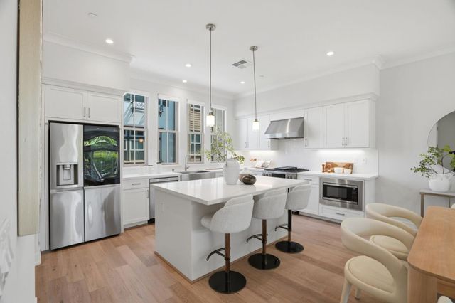2330 Rock Street, Mountain View, CA 94043