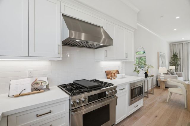 2330 Rock Street, Mountain View, CA 94043