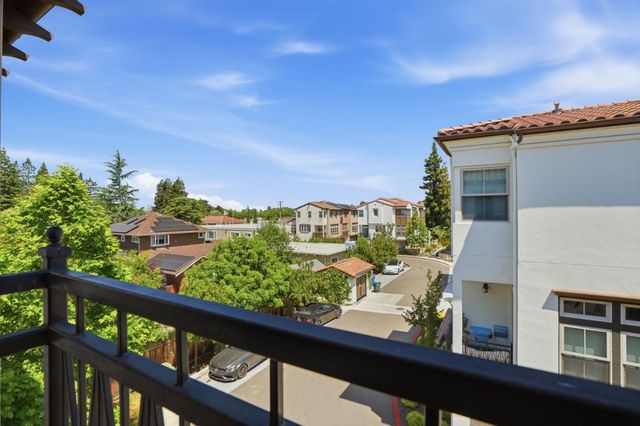 2330 Rock Street, Mountain View, CA 94043