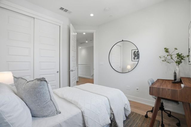 2330 Rock Street, Mountain View, CA 94043
