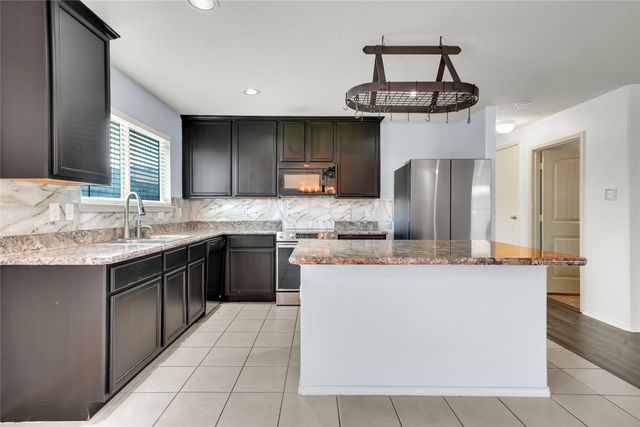 4108 Sandalwood Court, Forney, TX 75126