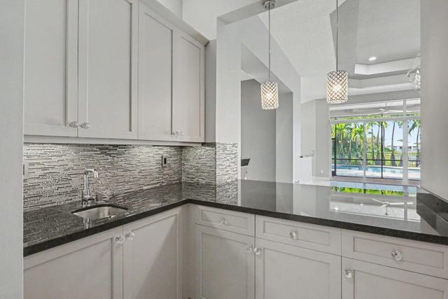 12283 Glacier Bay Drive, Boynton Beach, FL 33473