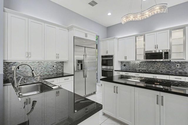 12283 Glacier Bay Drive, Boynton Beach, FL 33473