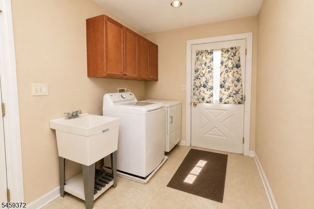 19 Westover Rd, Verona Twp., NJ 07044