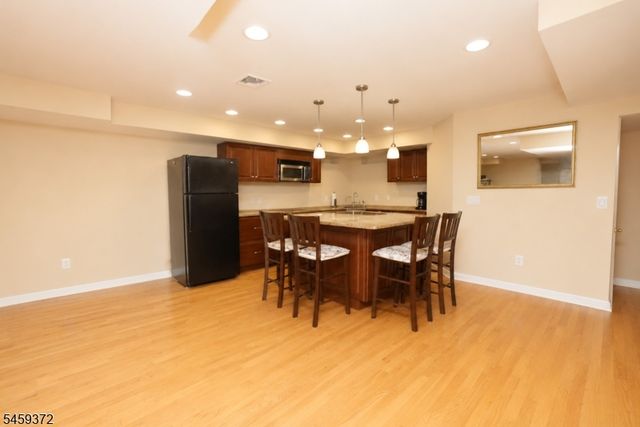 19 Westover Rd, Verona Twp., NJ 07044