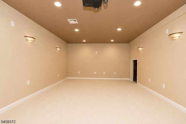 19 Westover Rd, Verona Twp., NJ 07044