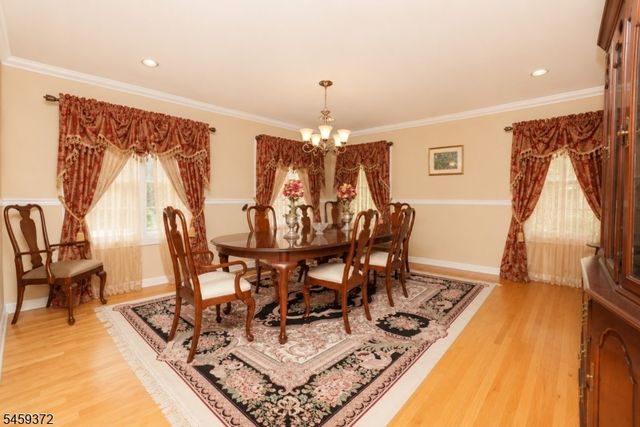 19 Westover Rd, Verona Twp., NJ 07044