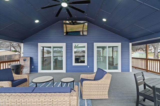 2028 Williams Lakeshore, Kingsland, TX 78639