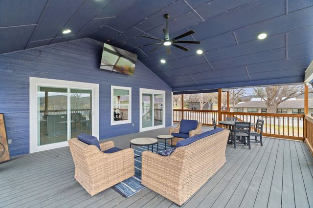 2028 Williams Lakeshore, Kingsland, TX 78639