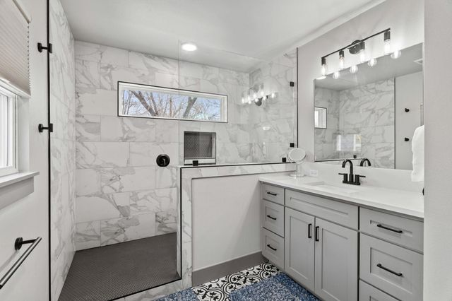 2028 Williams Lakeshore, Kingsland, TX 78639