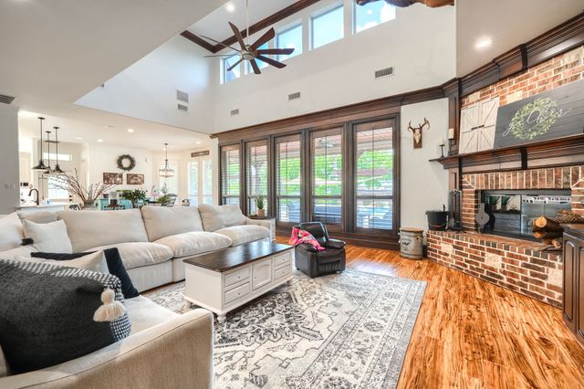 465 Equestrian Drive, Rockwall, TX 75032
