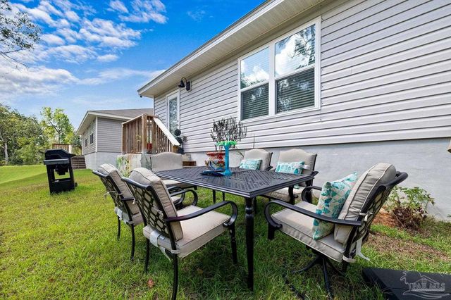 5847 Paddock Way, Pensacola, FL 32526