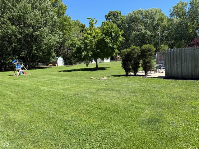 955 S 1st Street, Wilkinson, IN 46186