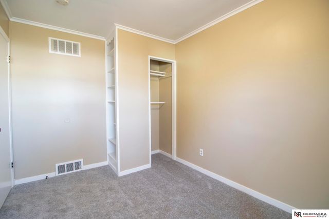 5328 Fontenelle, Omaha, NE 68111