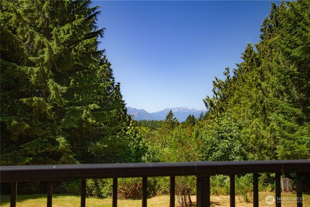 7137 NW Quiet View Lane, Silverdale, WA 98383