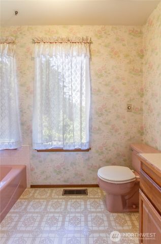 7137 NW Quiet View Lane, Silverdale, WA 98383
