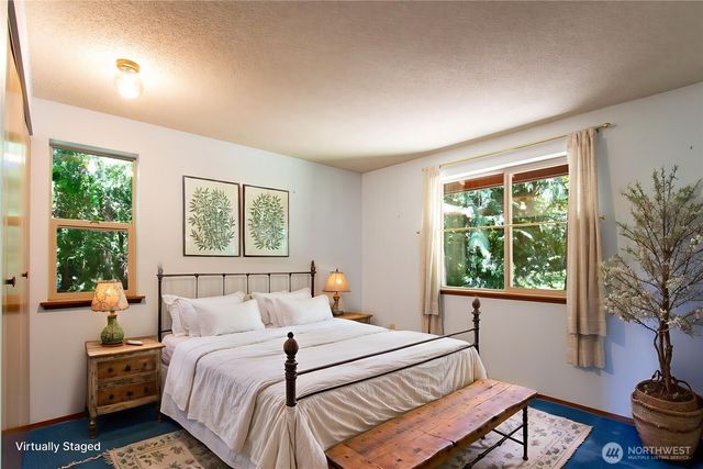 7137 NW Quiet View Lane, Silverdale, WA 98383