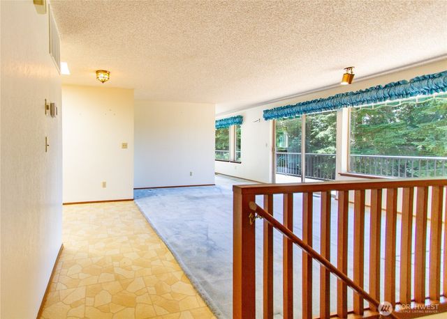 7137 NW Quiet View Lane, Silverdale, WA 98383