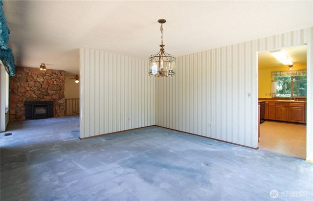7137 NW Quiet View Lane, Silverdale, WA 98383