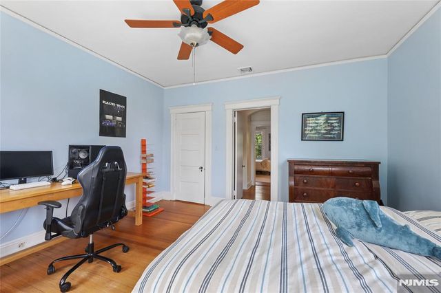 260 Knickerbocker Road, Tenafly, NJ 07670