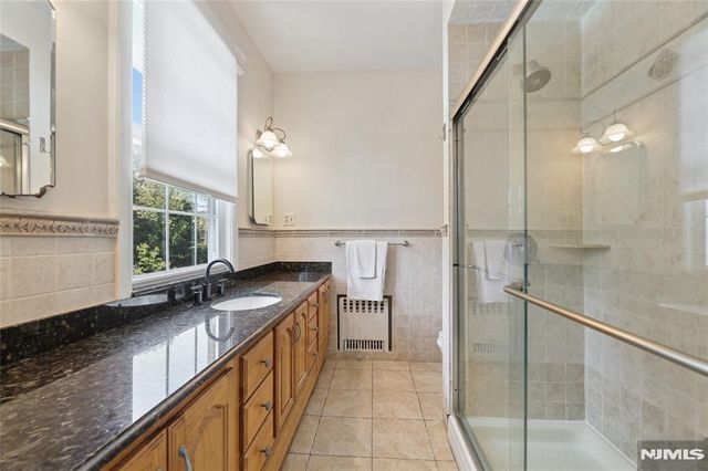 260 Knickerbocker Road, Tenafly, NJ 07670