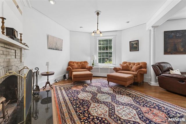 260 Knickerbocker Road, Tenafly, NJ 07670