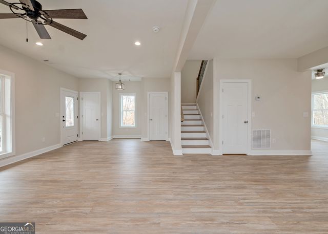 990 Rue Fleur De Lis, Lavonia, GA 30553