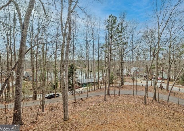 990 Rue Fleur De Lis, Lavonia, GA 30553