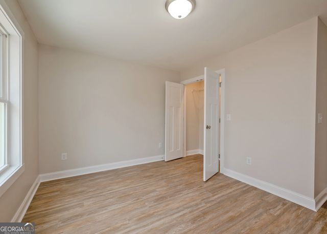 990 Rue Fleur De Lis, Lavonia, GA 30553