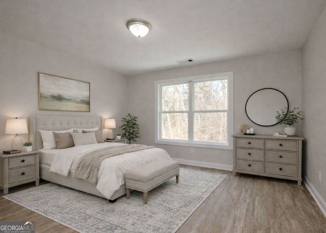 990 Rue Fleur De Lis, Lavonia, GA 30553