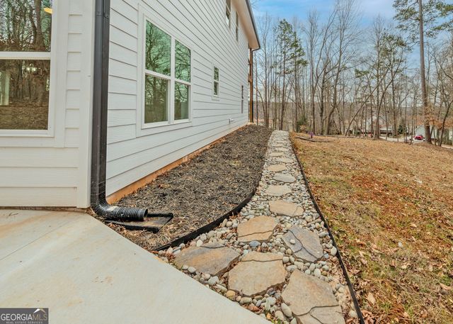 990 Rue Fleur De Lis, Lavonia, GA 30553