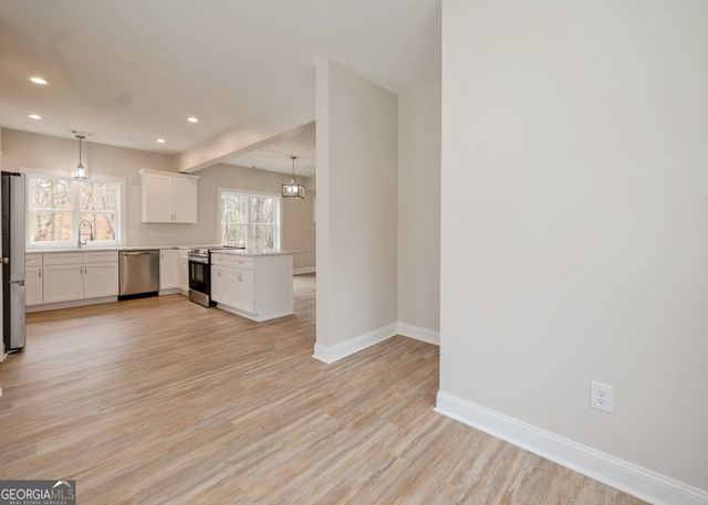 990 Rue Fleur De Lis, Lavonia, GA 30553