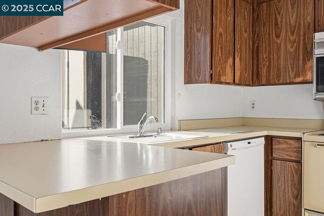 2840 Royal Ann Ln, Concord, CA 94518