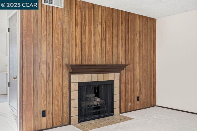 2840 Royal Ann Ln, Concord, CA 94518