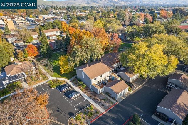 2840 Royal Ann Ln, Concord, CA 94518