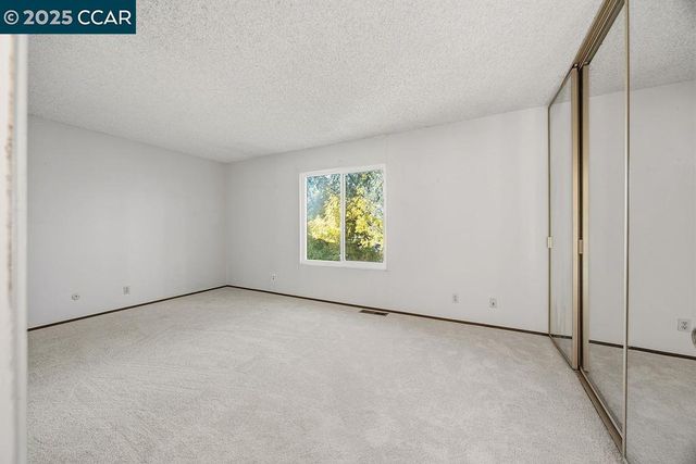 2840 Royal Ann Ln, Concord, CA 94518