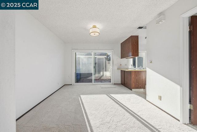 2840 Royal Ann Ln, Concord, CA 94518